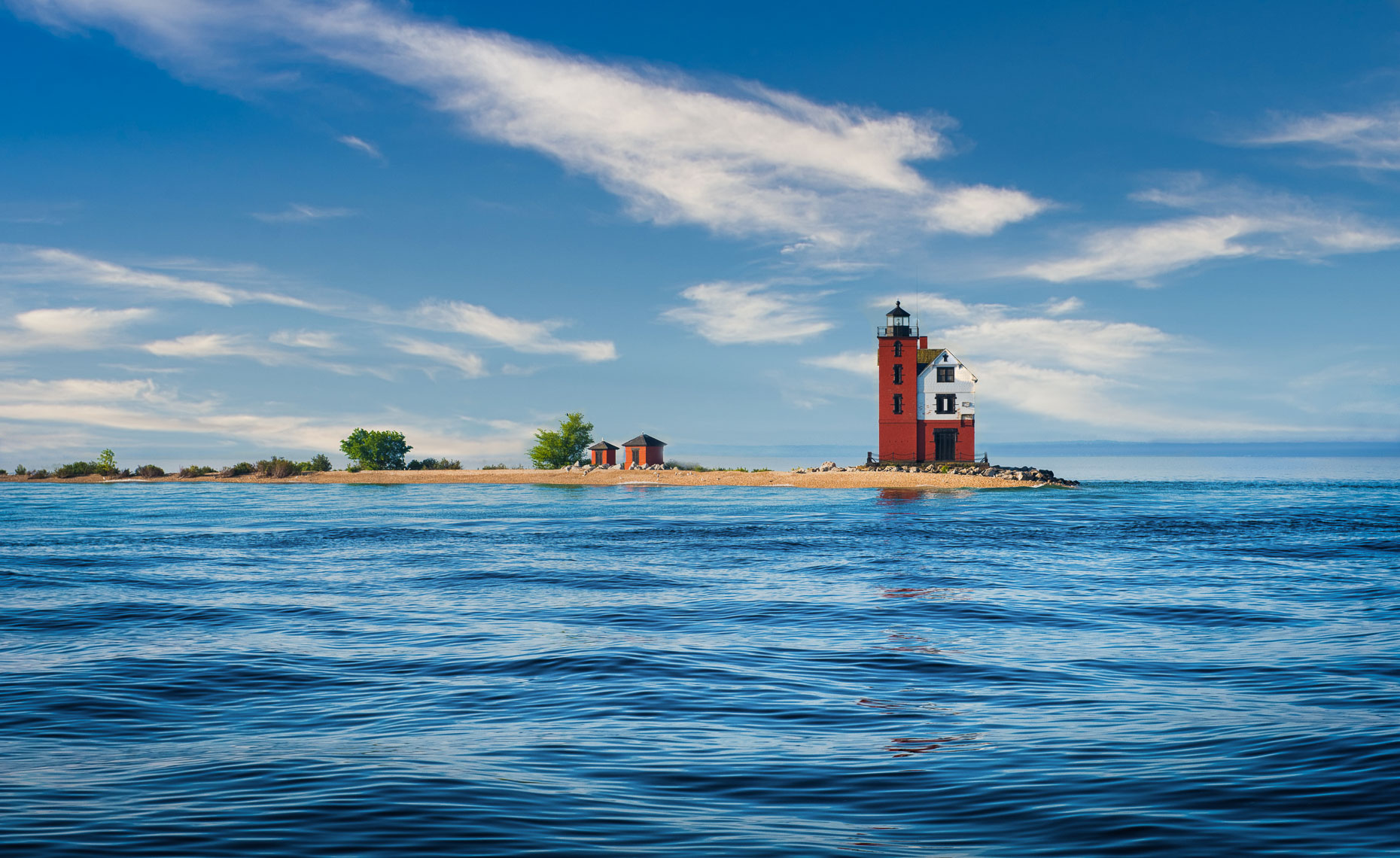 RoundIslandLight_new